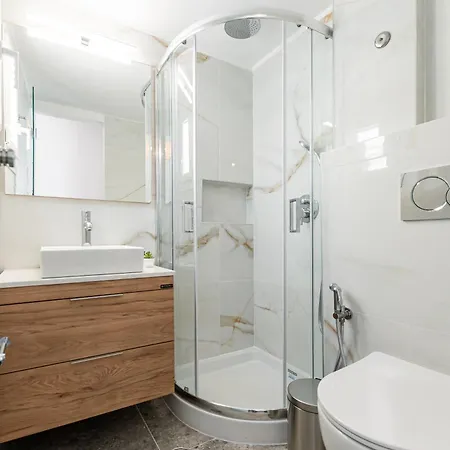 Apartment Ocean Whisper