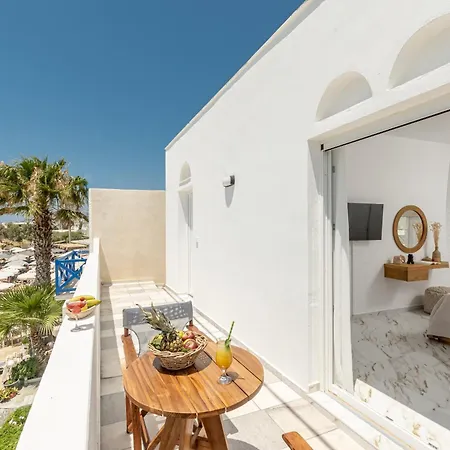 Ocean Whisper Apartment *