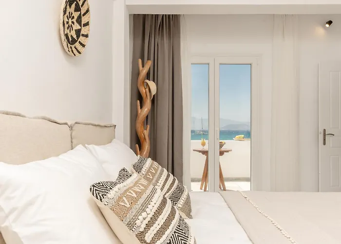 Ocean Whisper شقة