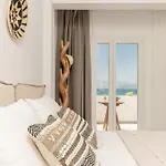 Ocean Whisper Apartment