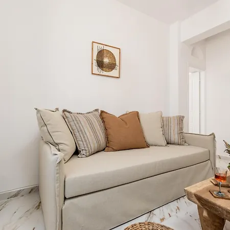 Ocean Whisper Айя-Анна